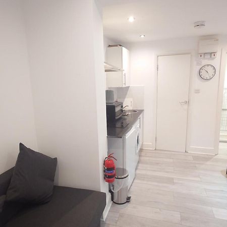 Deluxe Camden Studio Apartments Лондон Екстер'єр фото