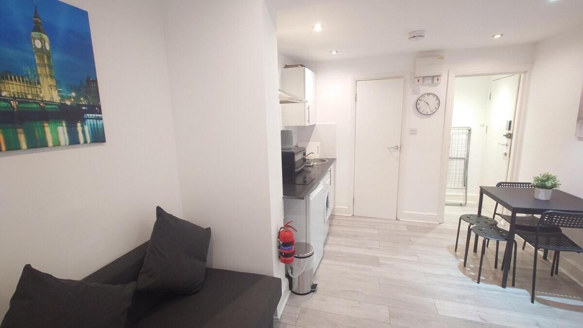 Comfort Camden Studio Apartments Лондон Номер фото