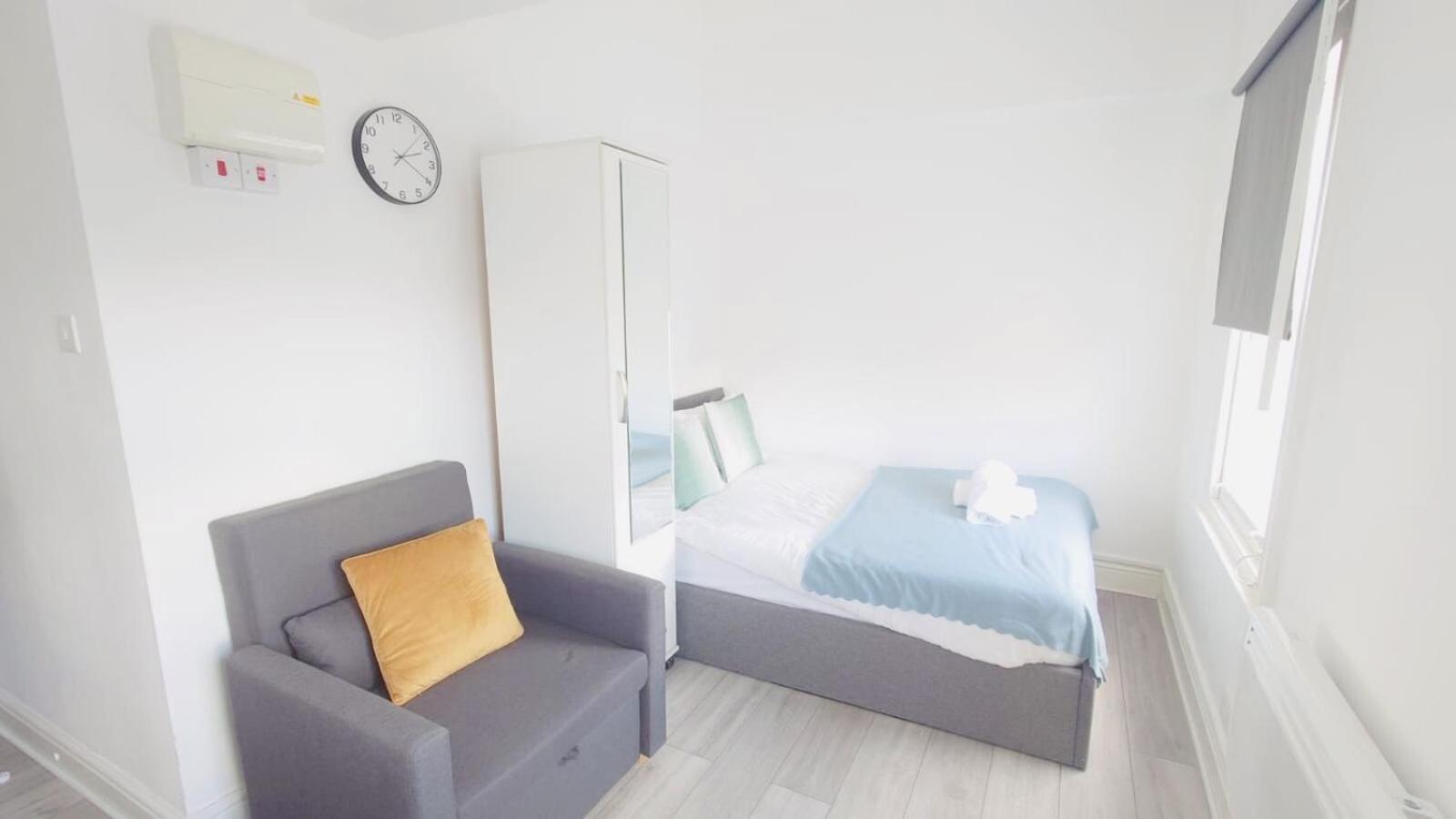 Comfort Camden Studio Apartments Лондон Екстер'єр фото