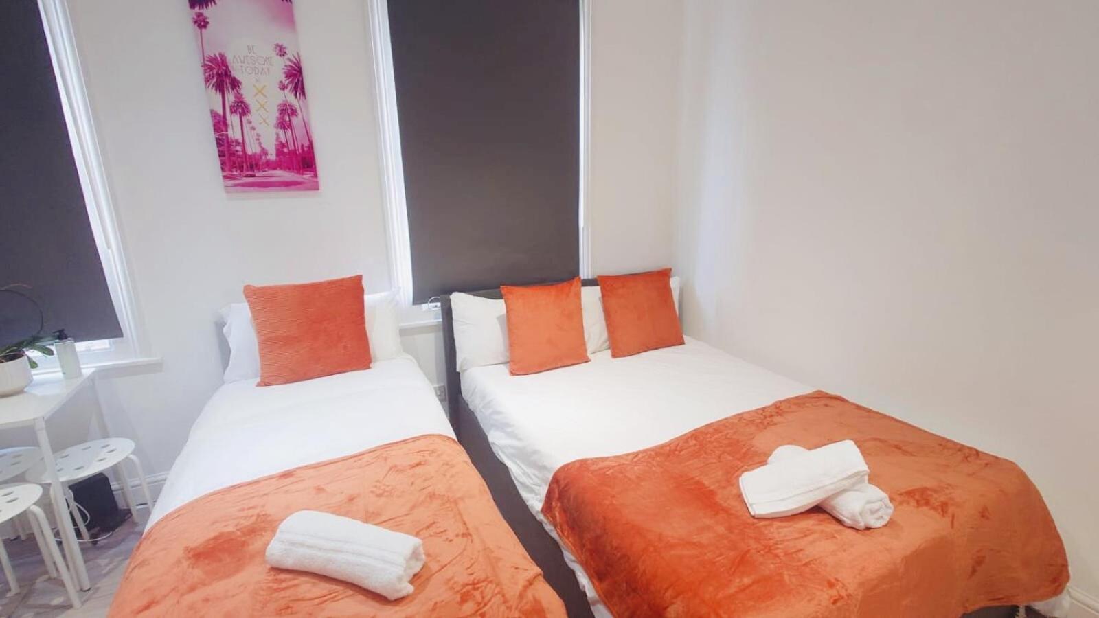 Comfort Camden Studio Apartments Лондон Екстер'єр фото