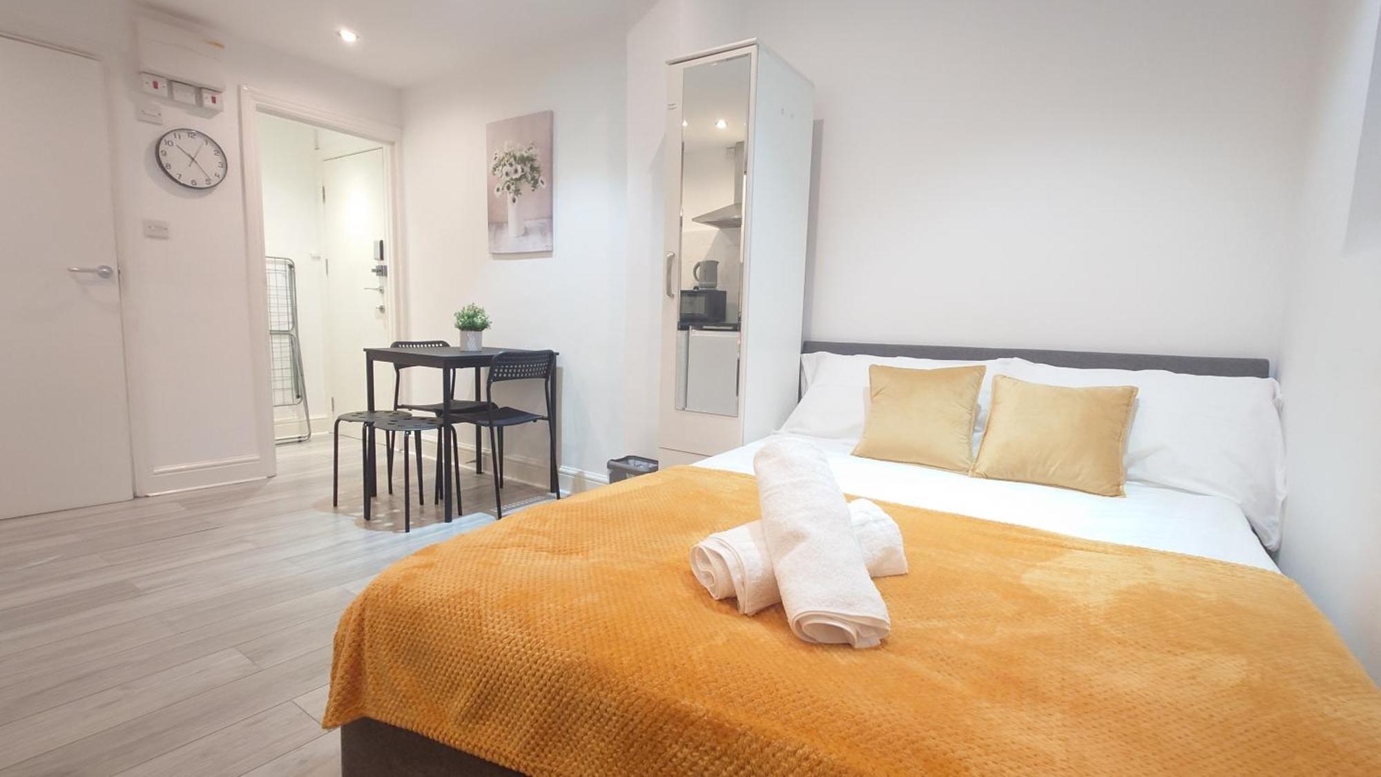 Comfort Camden Studio Apartments Лондон Екстер'єр фото